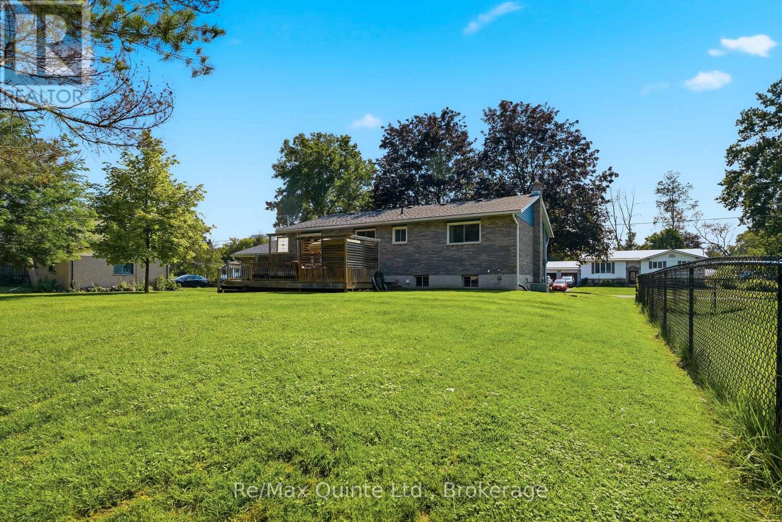 232 COLONIAL ROAD - 41