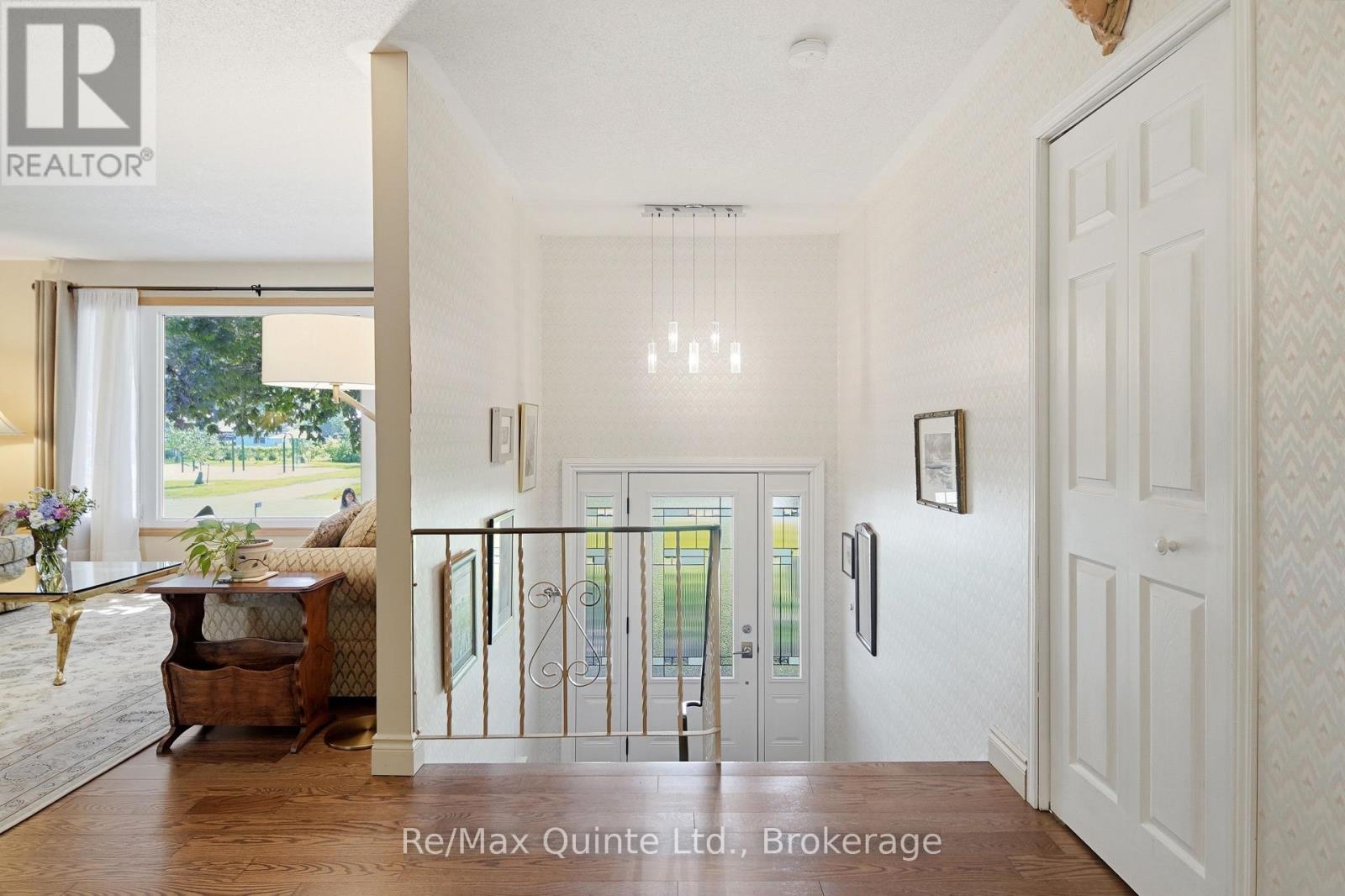 232 COLONIAL ROAD - 5