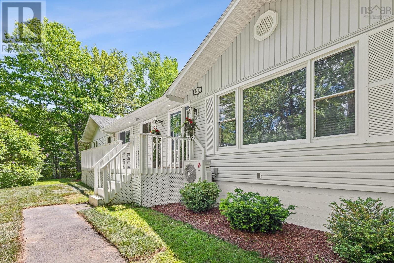 4830 St Margarets Bay Road - 4