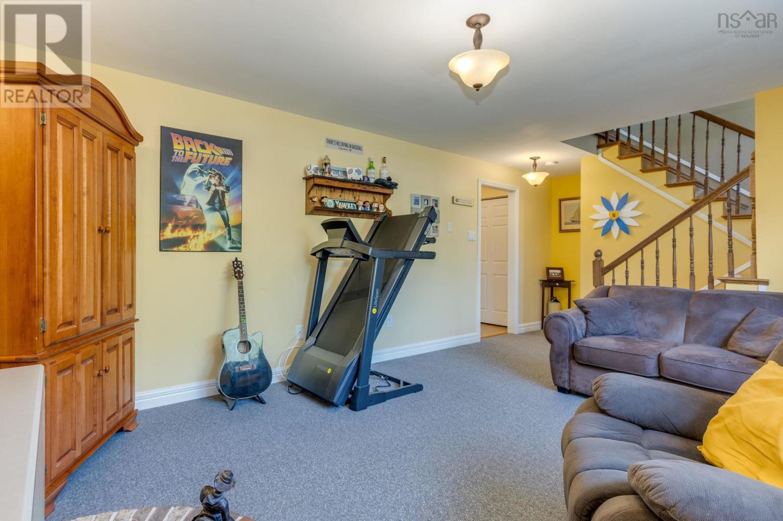 212 Hallmark Avenue - 27
