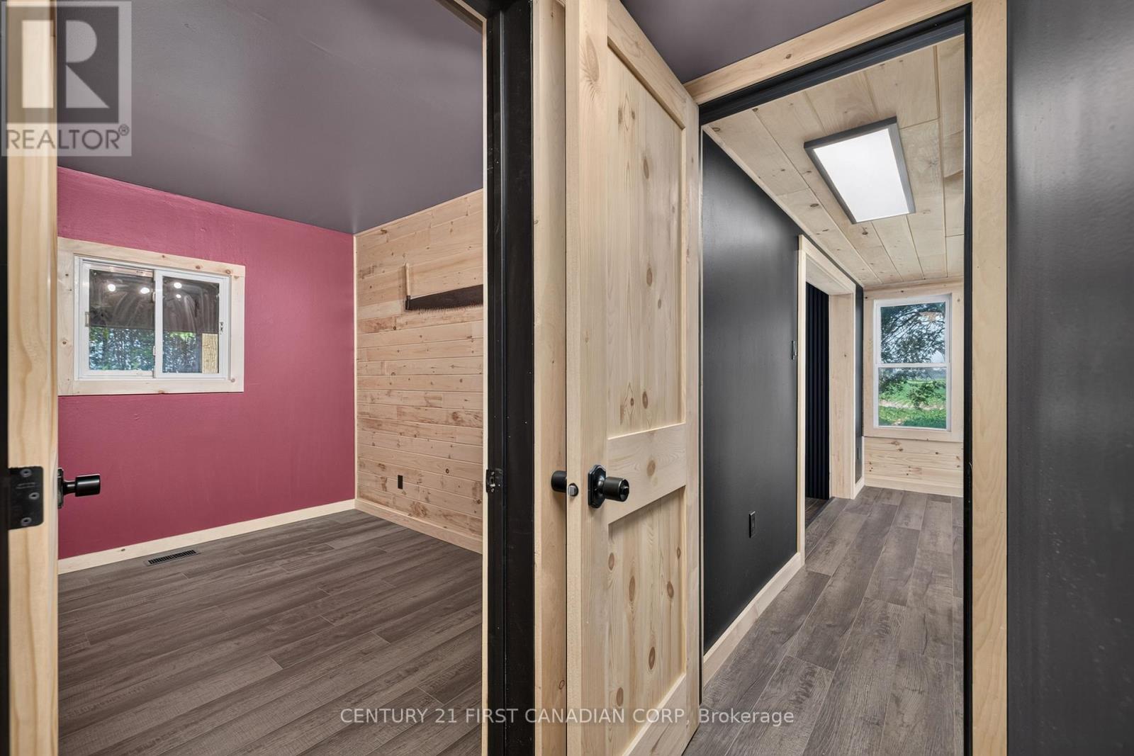 20847 VICTORIA ROAD - 26
