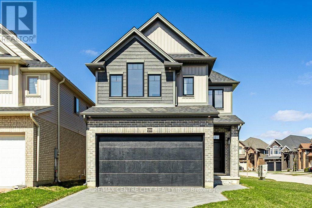 1605 NOAH BEND - 1