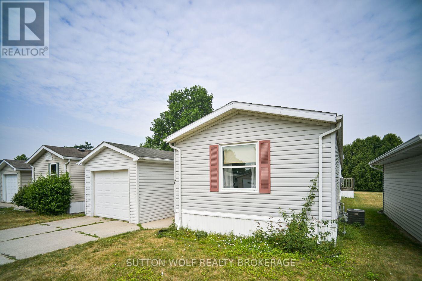 7 STEWART STREET - 1