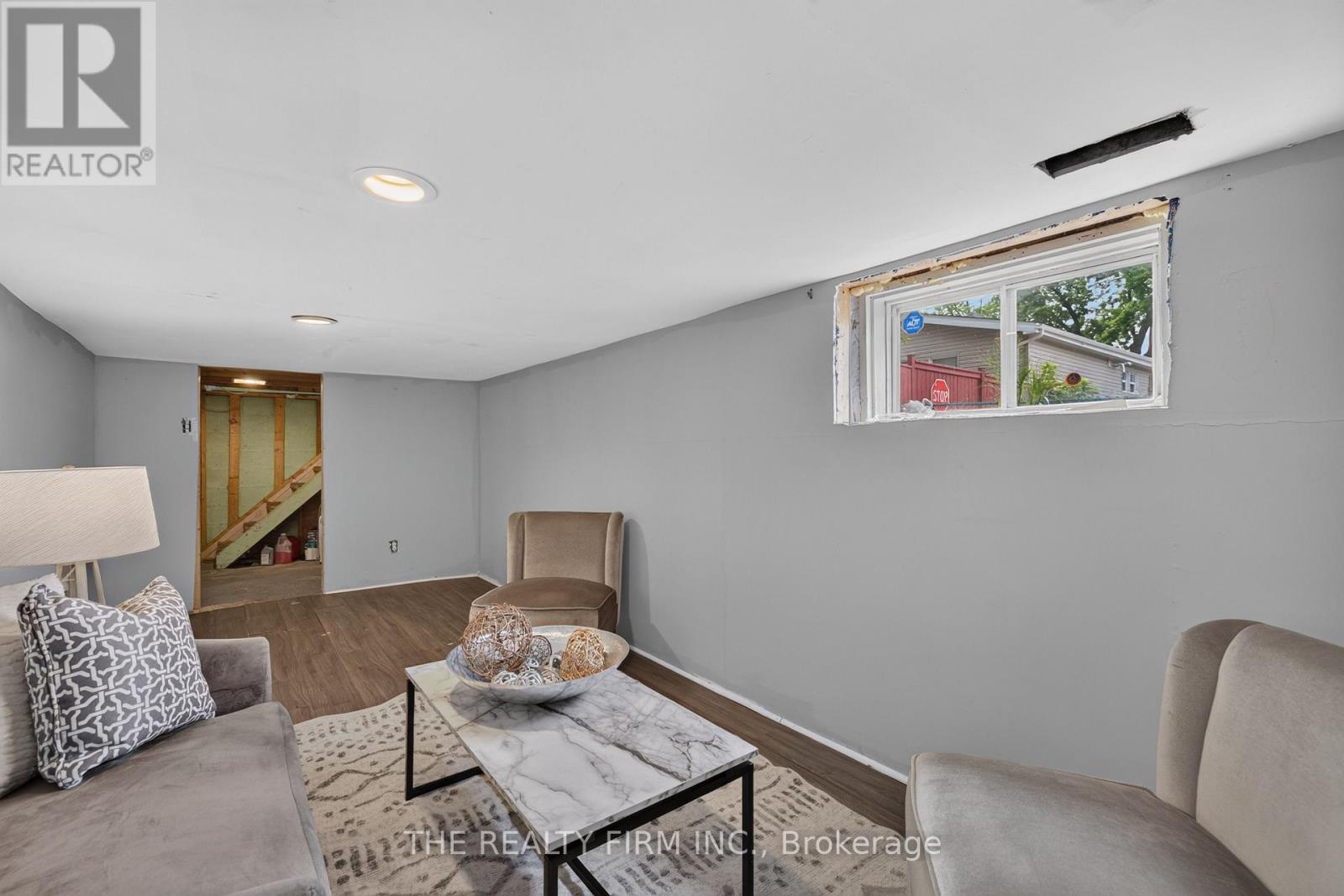 6 APPEL STREET - Image 34