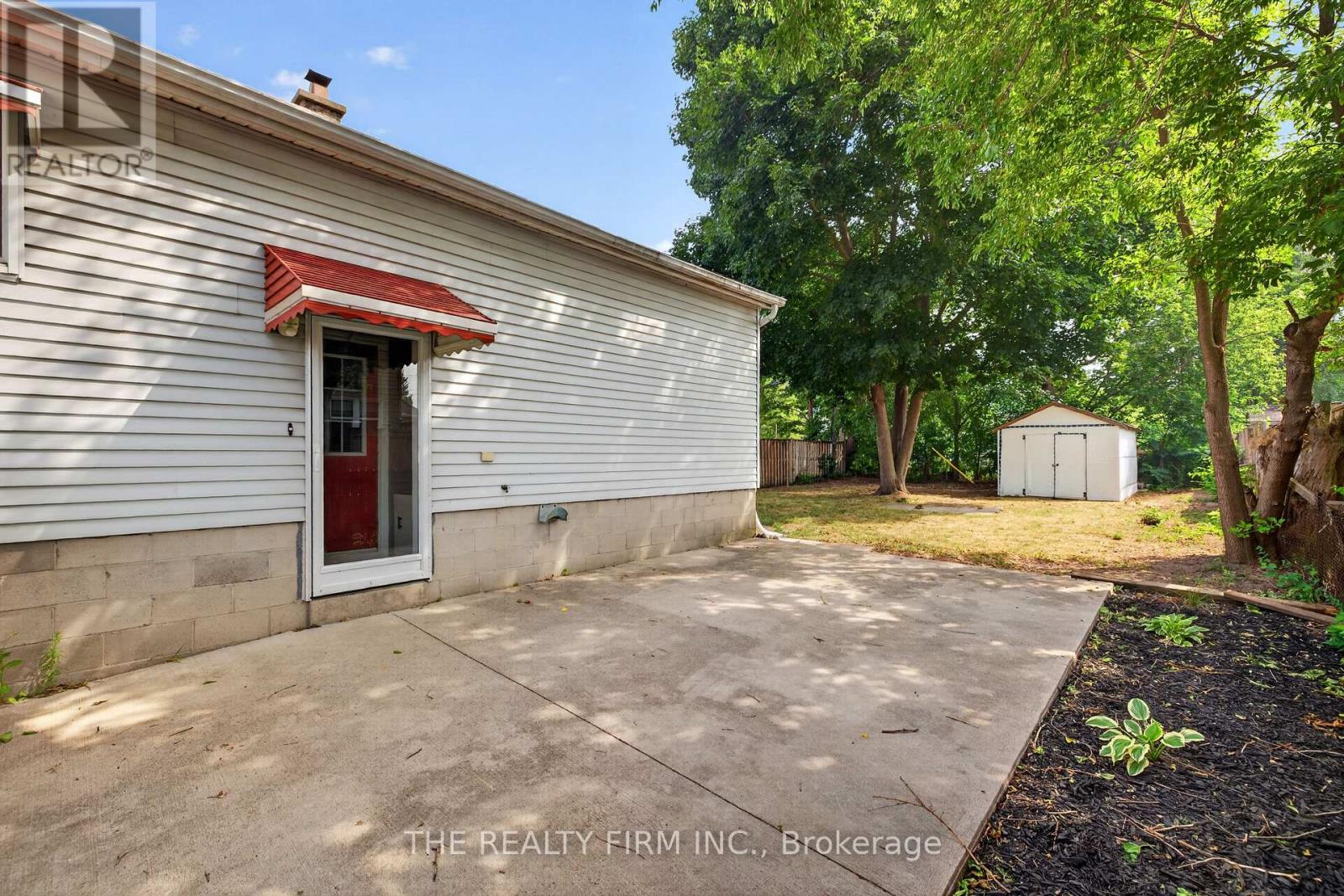 6 APPEL STREET - Image 35