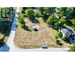 4 Park Crescent, Middlesex Centre, ON N0M2A0 Photo 9