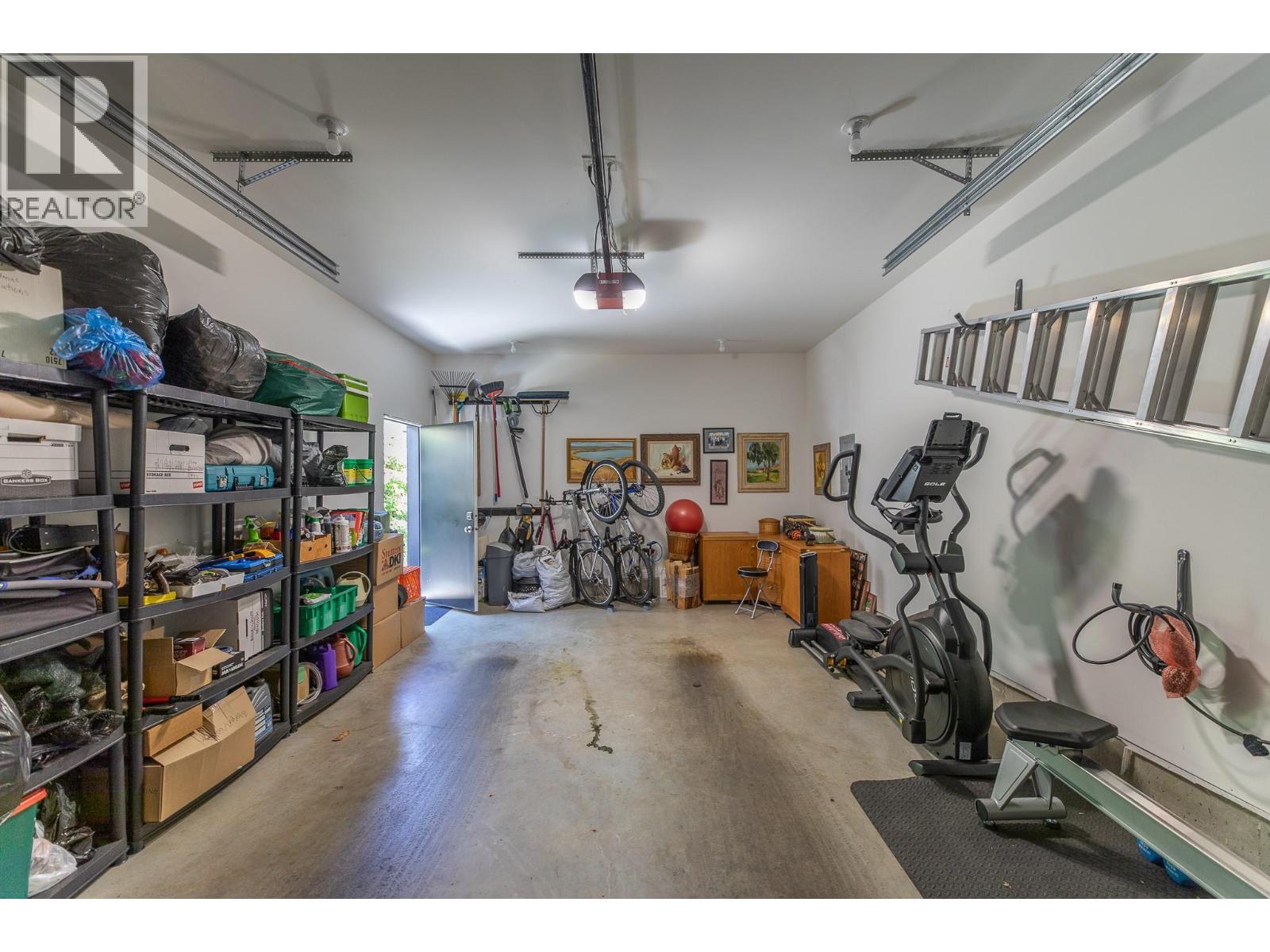 #102 589 CHURCHILL Avenue - 43