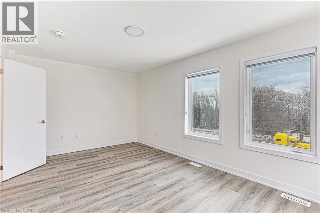 34 WINTERS Crescent - 31