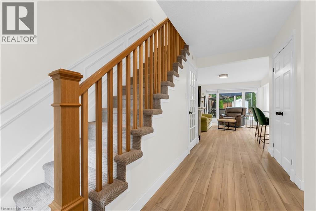 12 WOODS End - 14