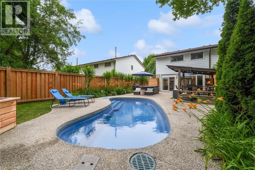 12 WOODS End - 31
