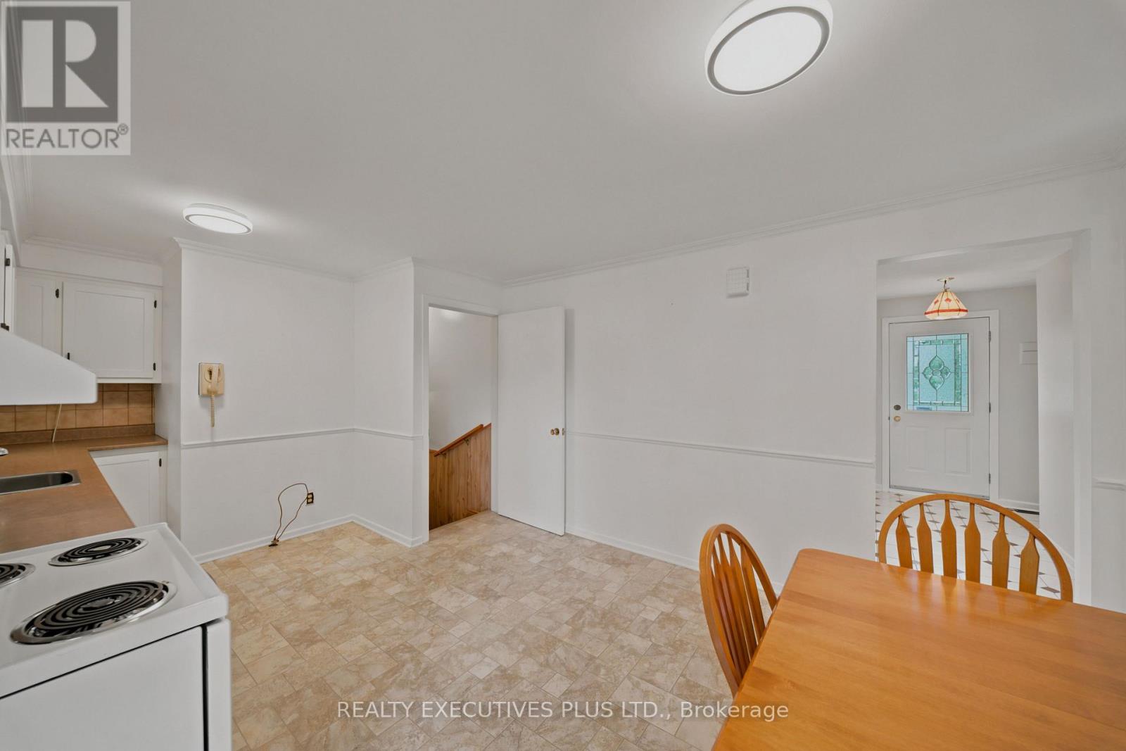 2593 CLEROUX CRESCENT - 12