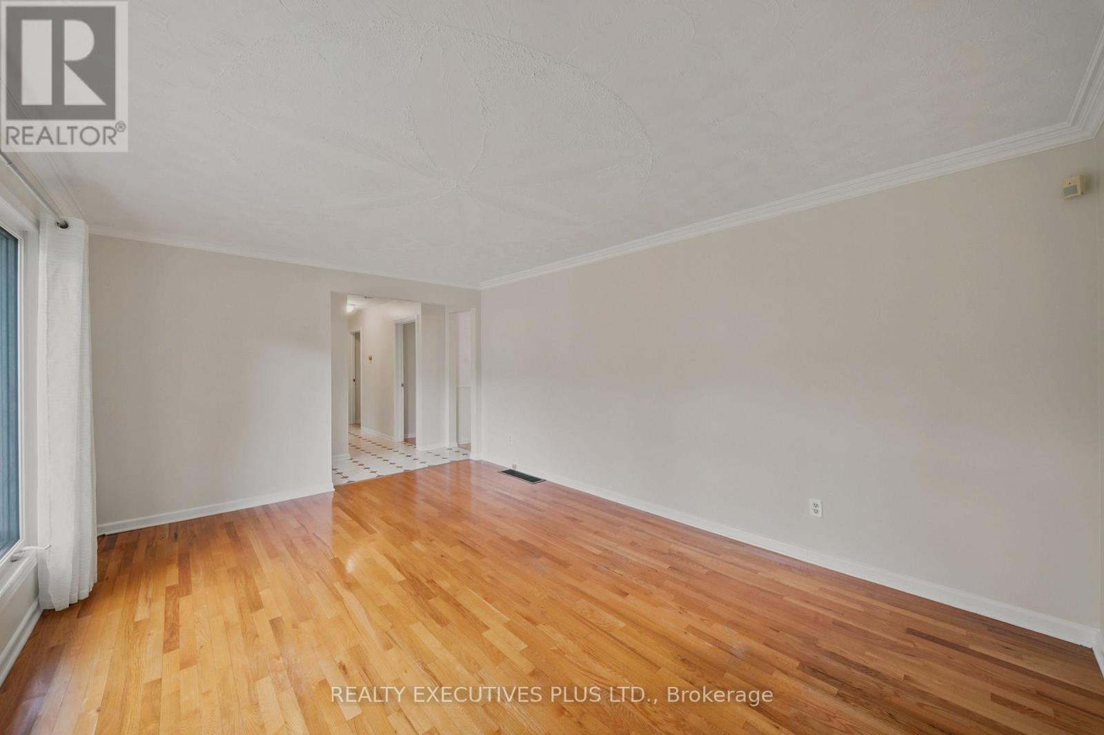 2593 CLEROUX CRESCENT - 14