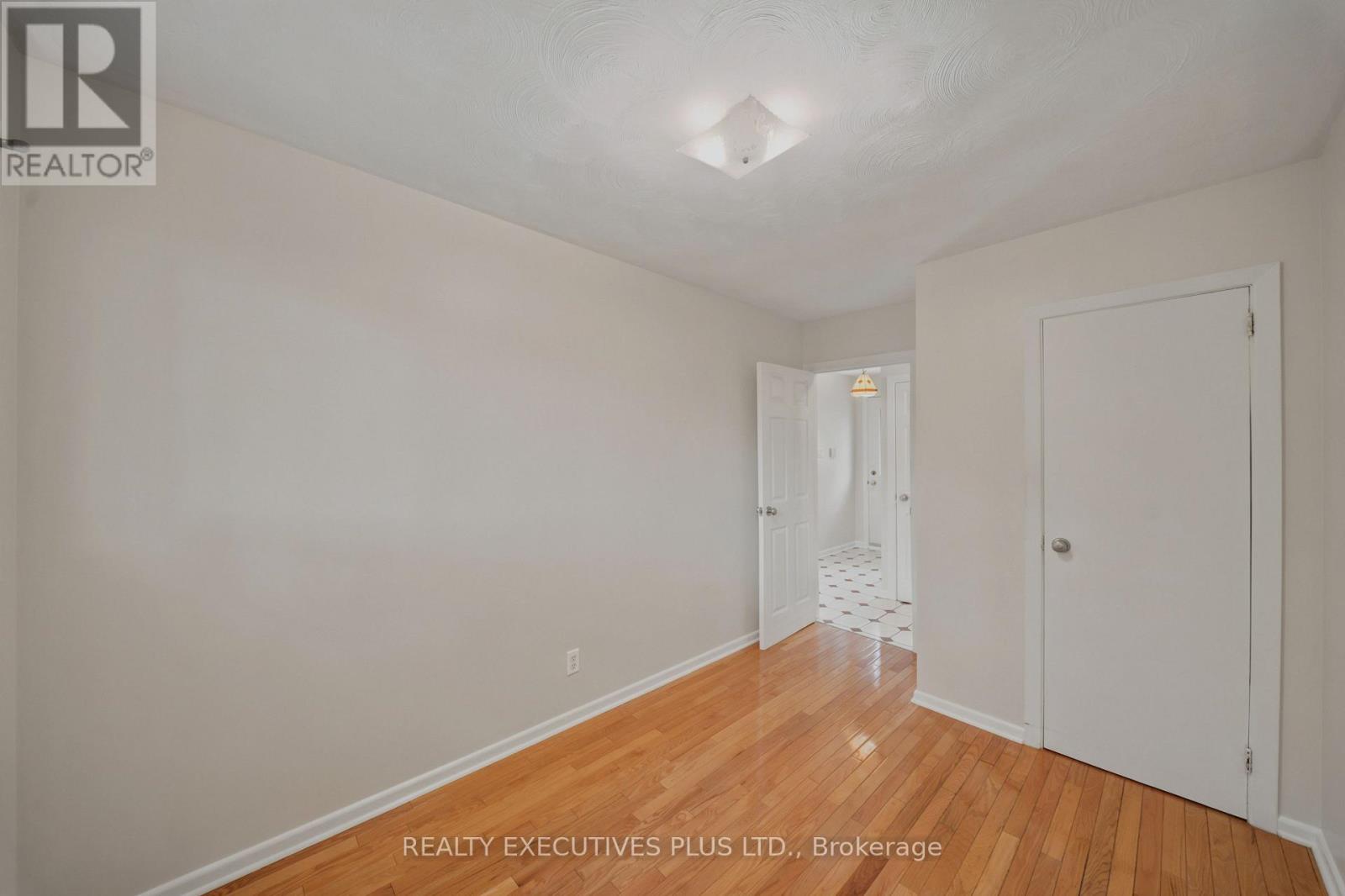 2593 CLEROUX CRESCENT - 20