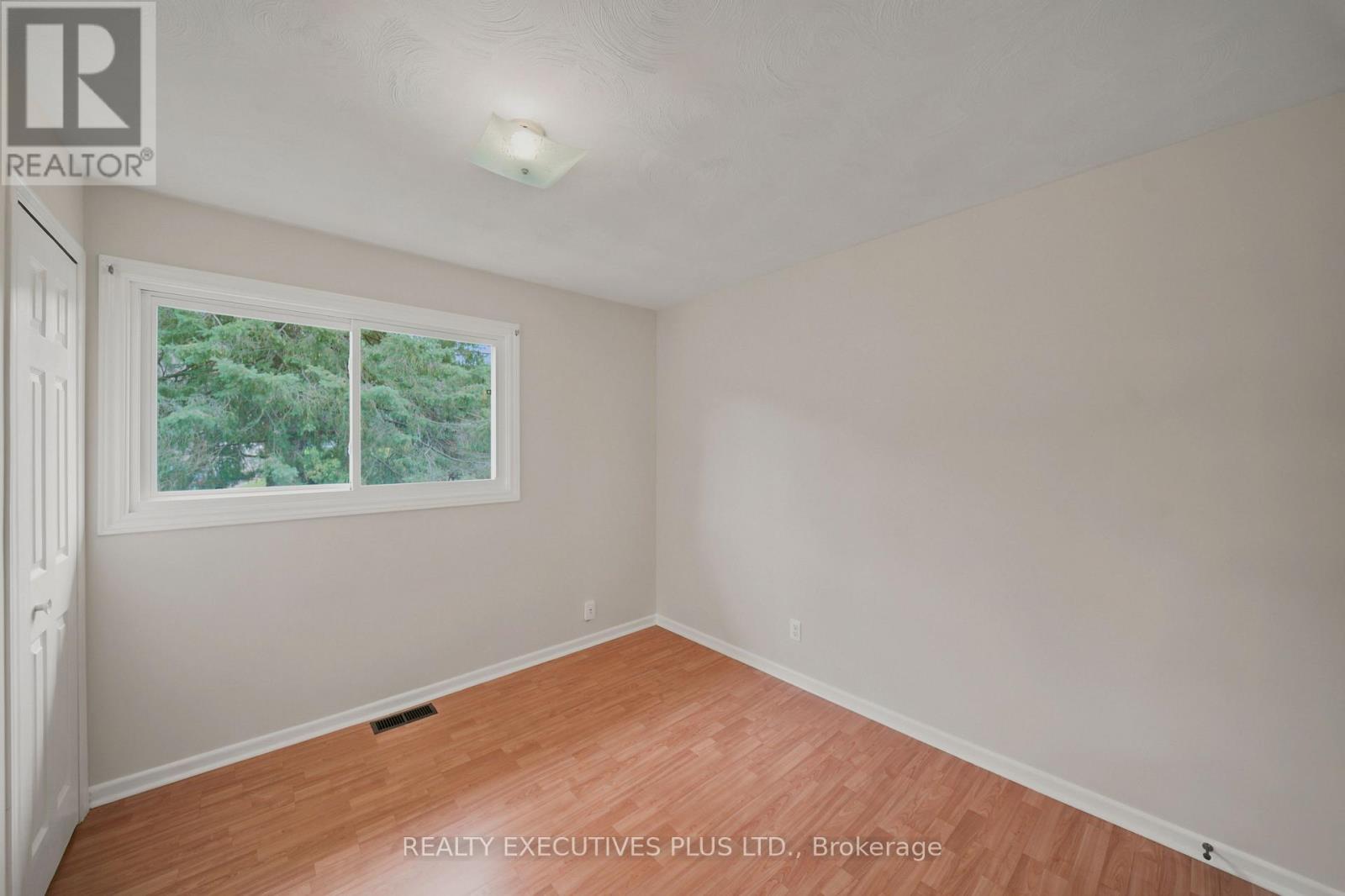 2593 CLEROUX CRESCENT - 23