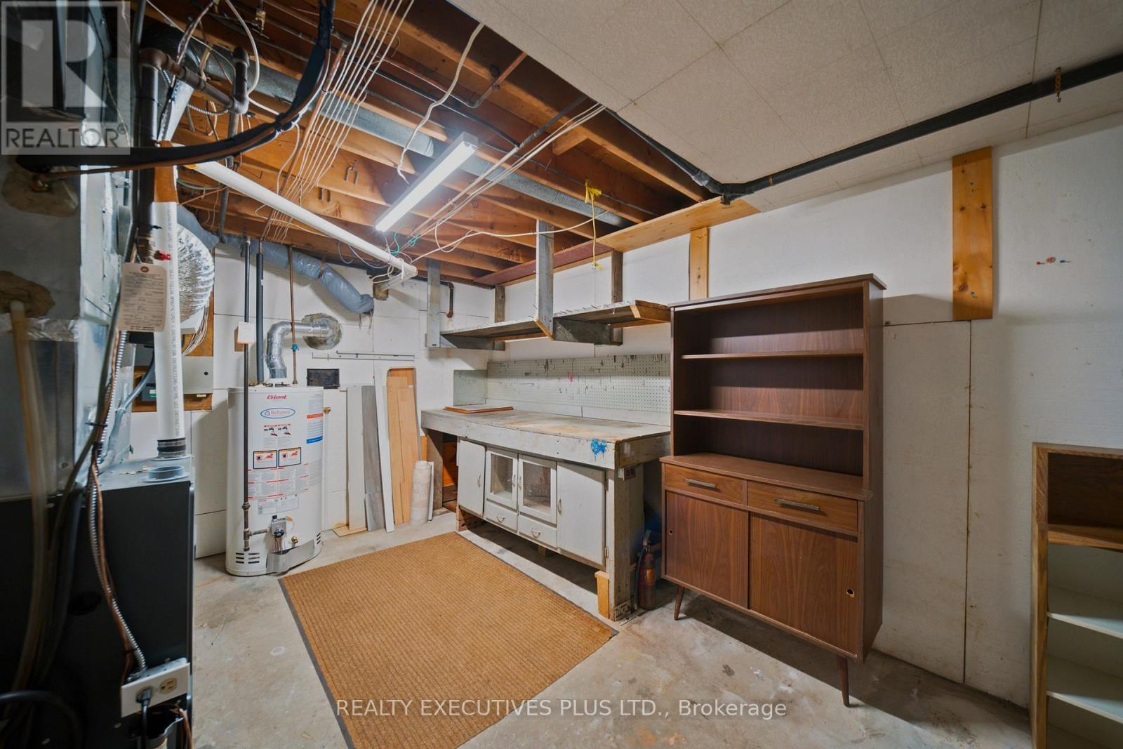 2593 CLEROUX CRESCENT - 32