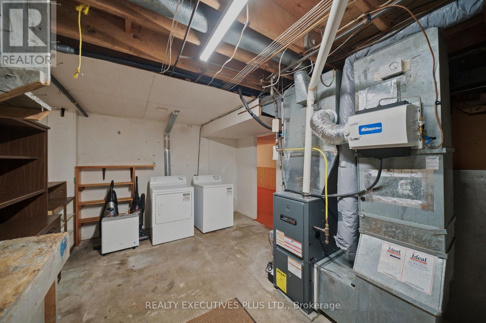 2593 CLEROUX CRESCENT - 33