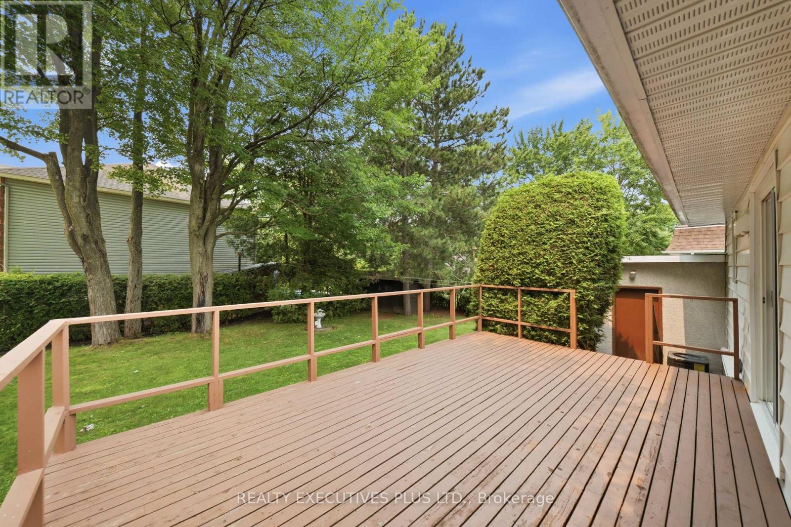 2593 CLEROUX CRESCENT - 35