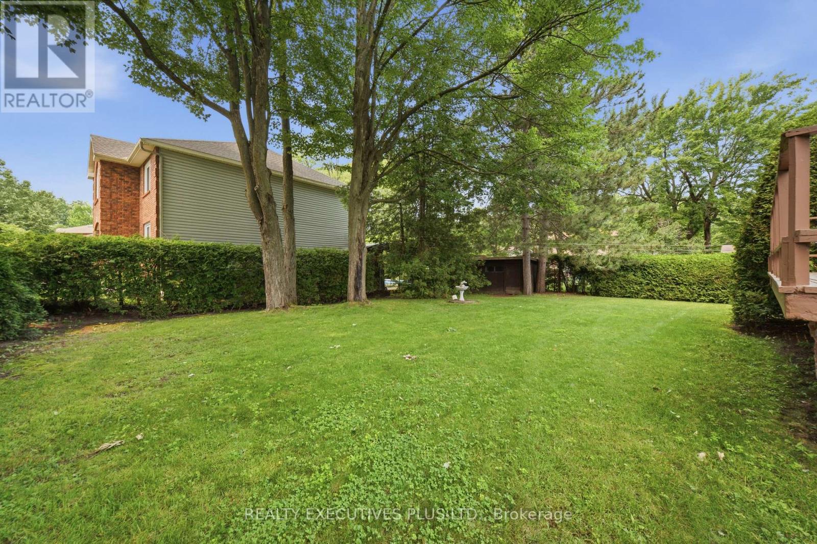 2593 CLEROUX CRESCENT - 42