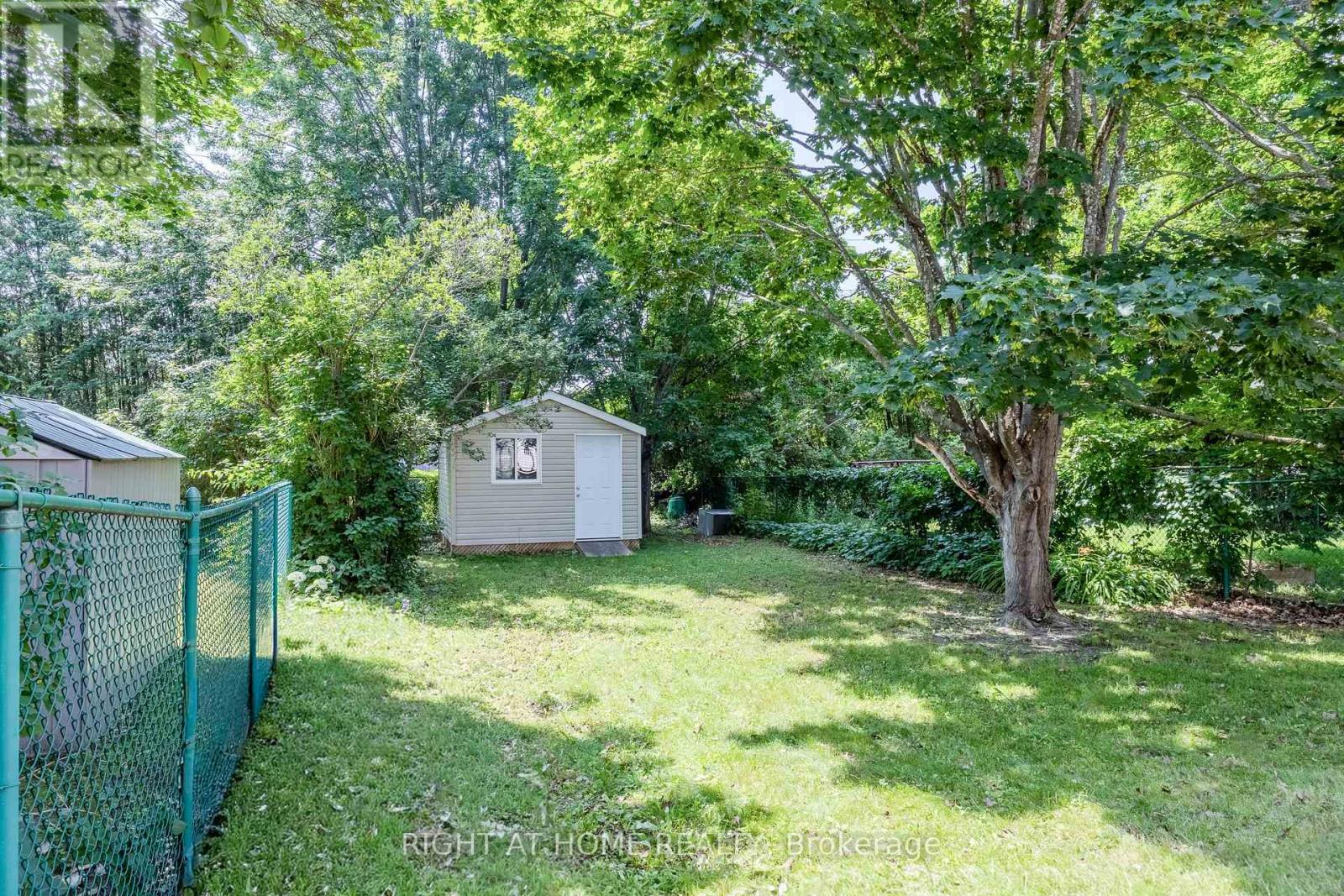 161 PHEASANT RUN DRIVE - 22
