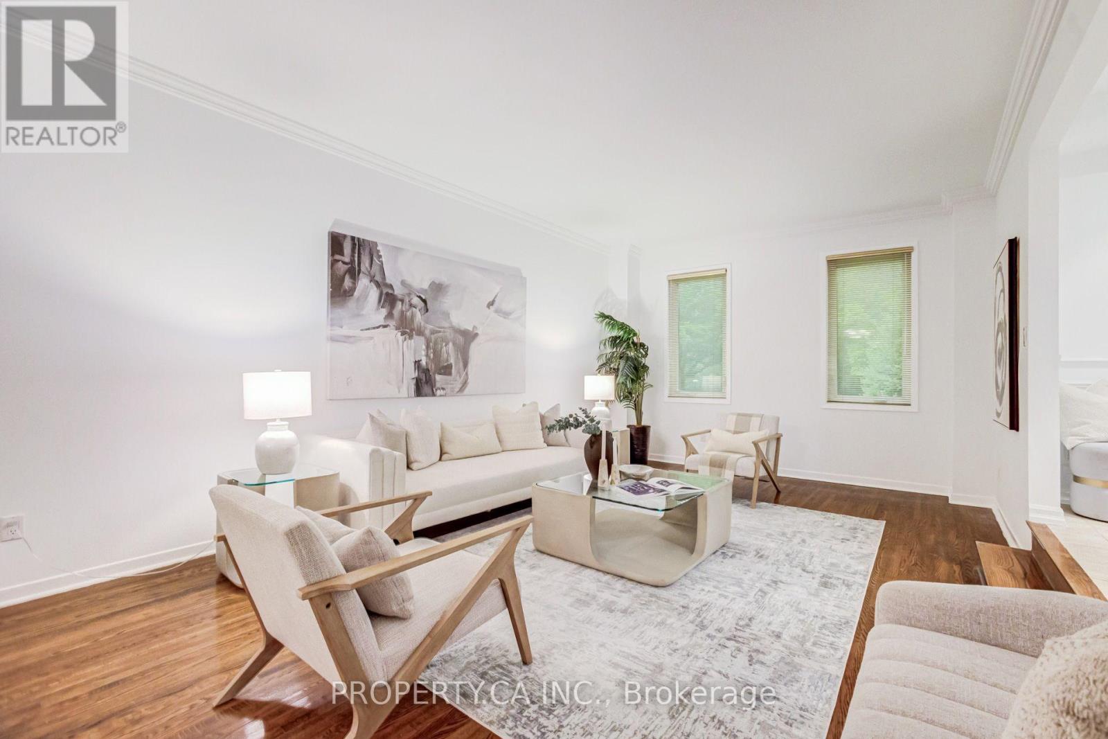 143 CAMBRIDGE CRESCENT - 7