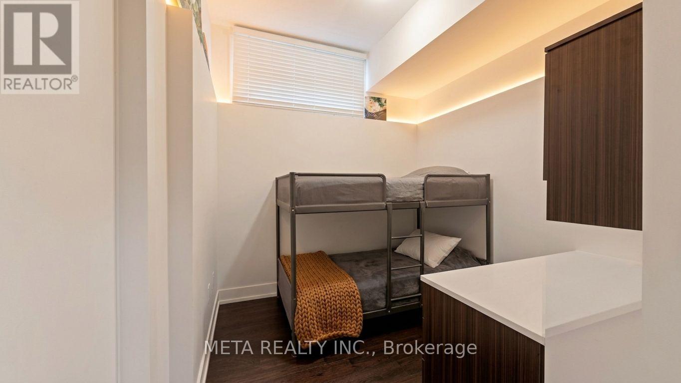 #L101 9560 ISLINGTON AVENUE - 28