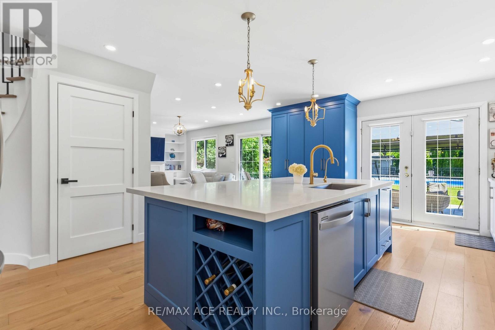 19 BARKER COURT - 13