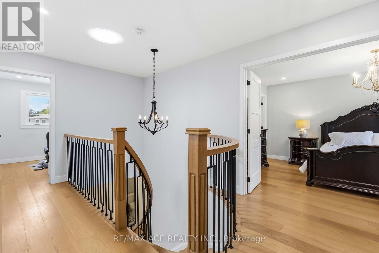 19 BARKER COURT - 27