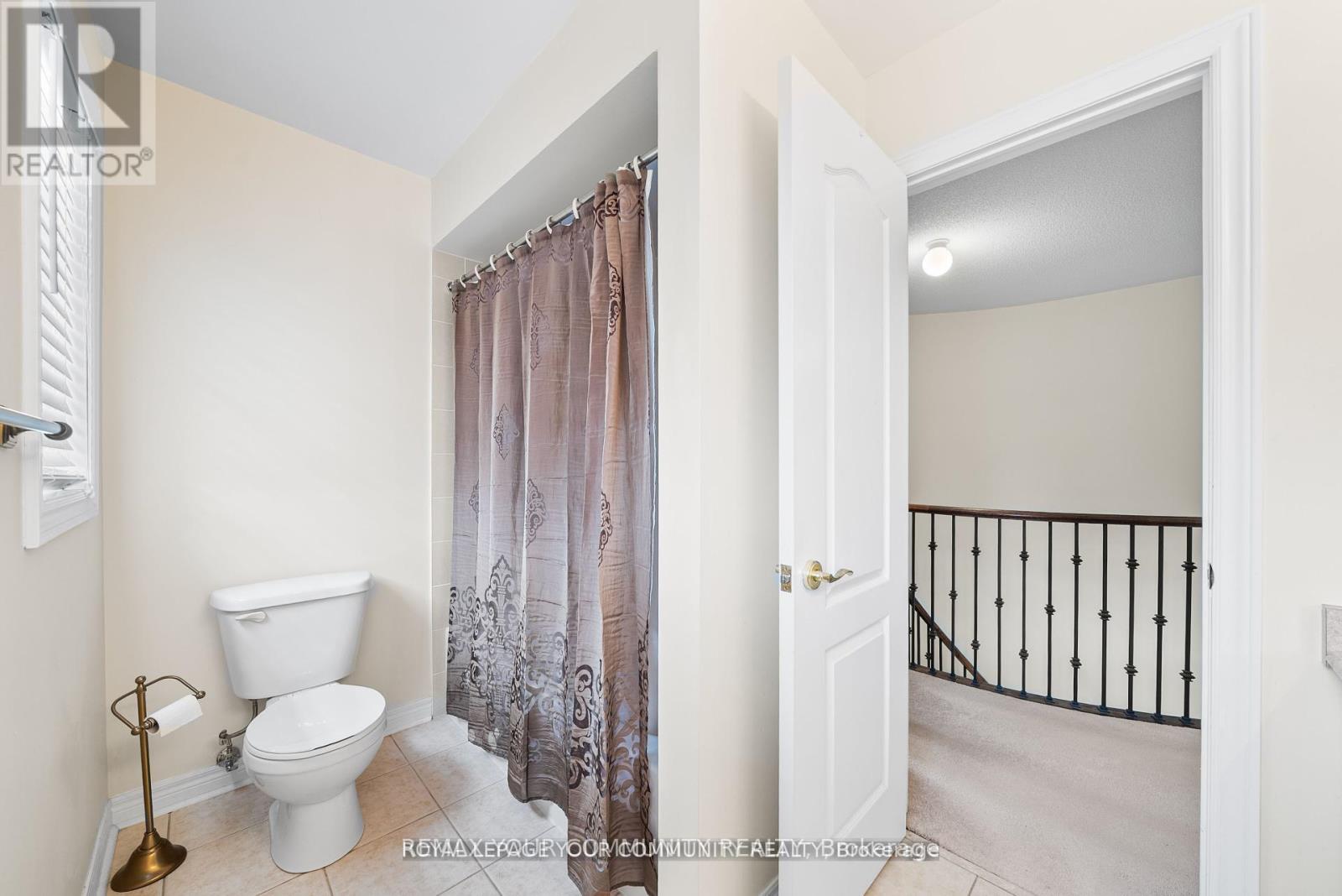 108 HEADWATER CRESCENT - 26