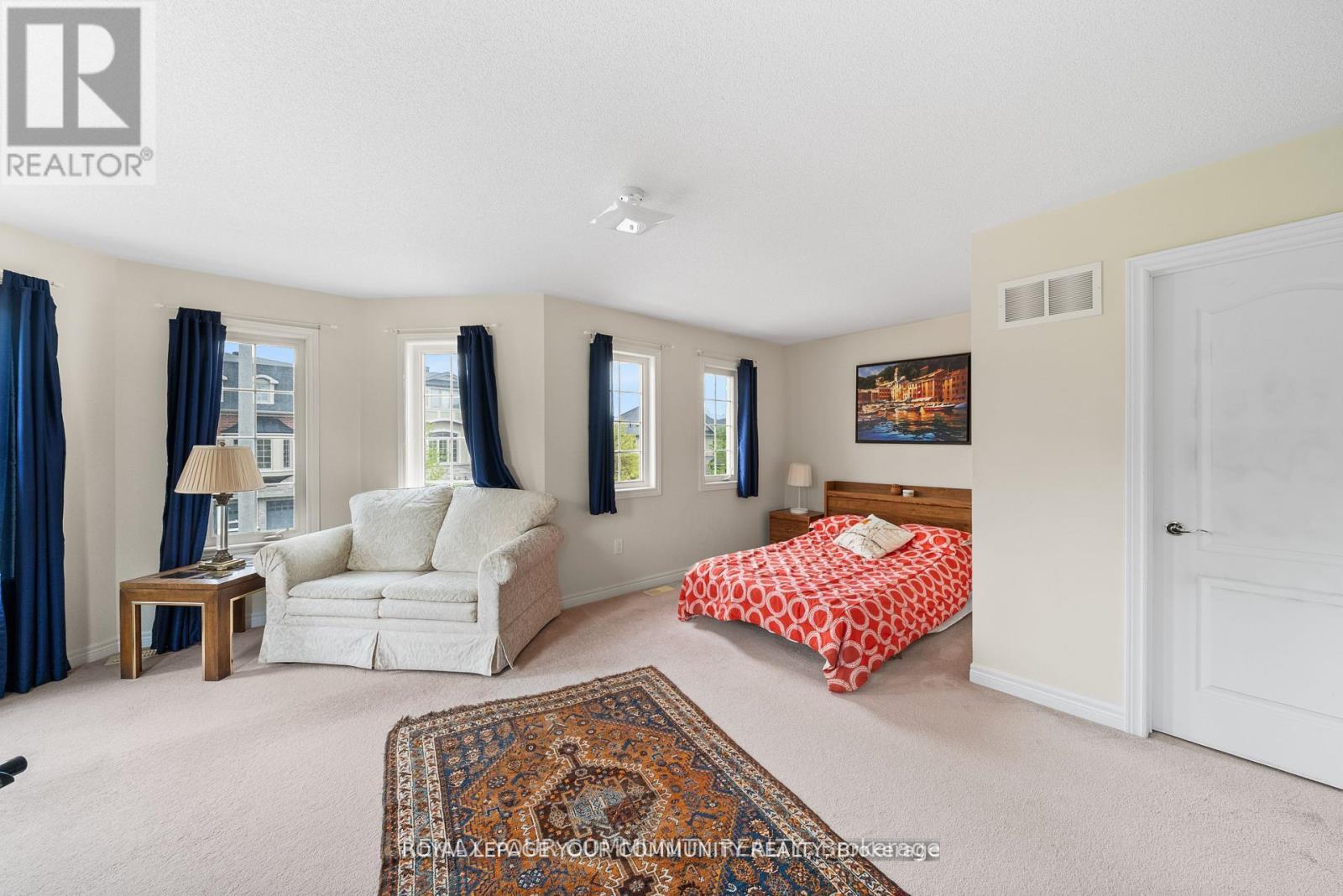 108 HEADWATER CRESCENT - 37