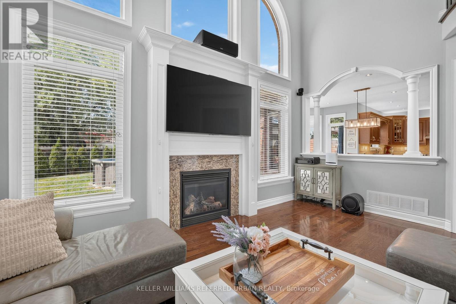 26 CHRISTINA CRESCENT - Image 11
