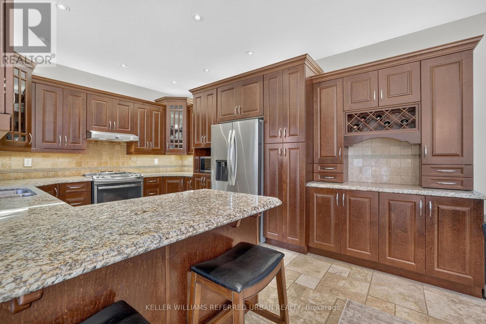 26 CHRISTINA CRESCENT - Image 15