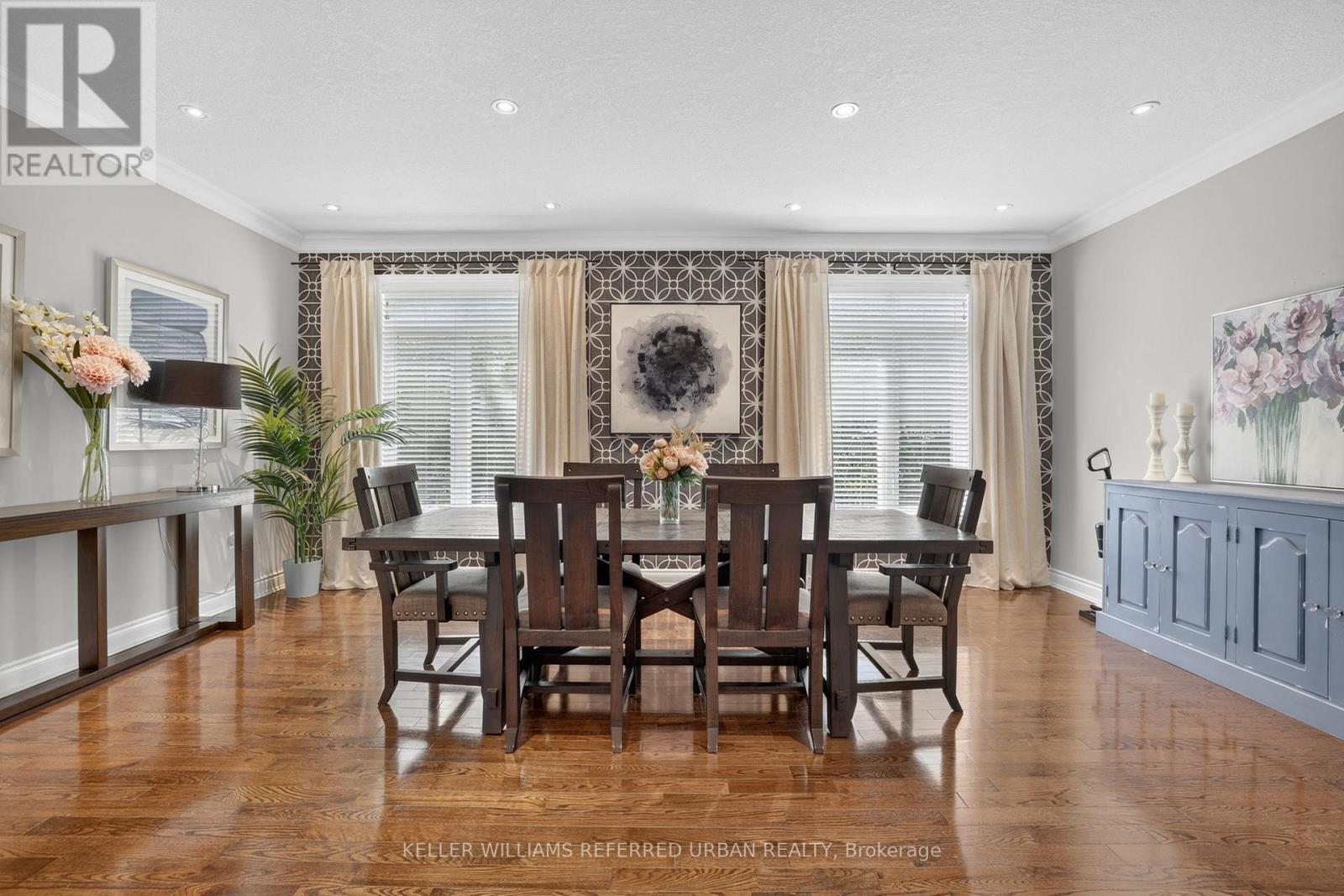 26 CHRISTINA CRESCENT - Image 8