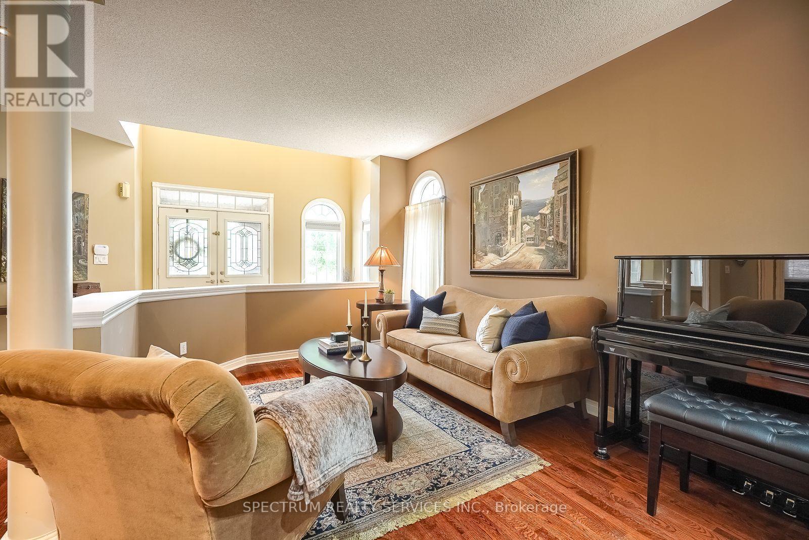 51 MONTEREY ROAD - 10