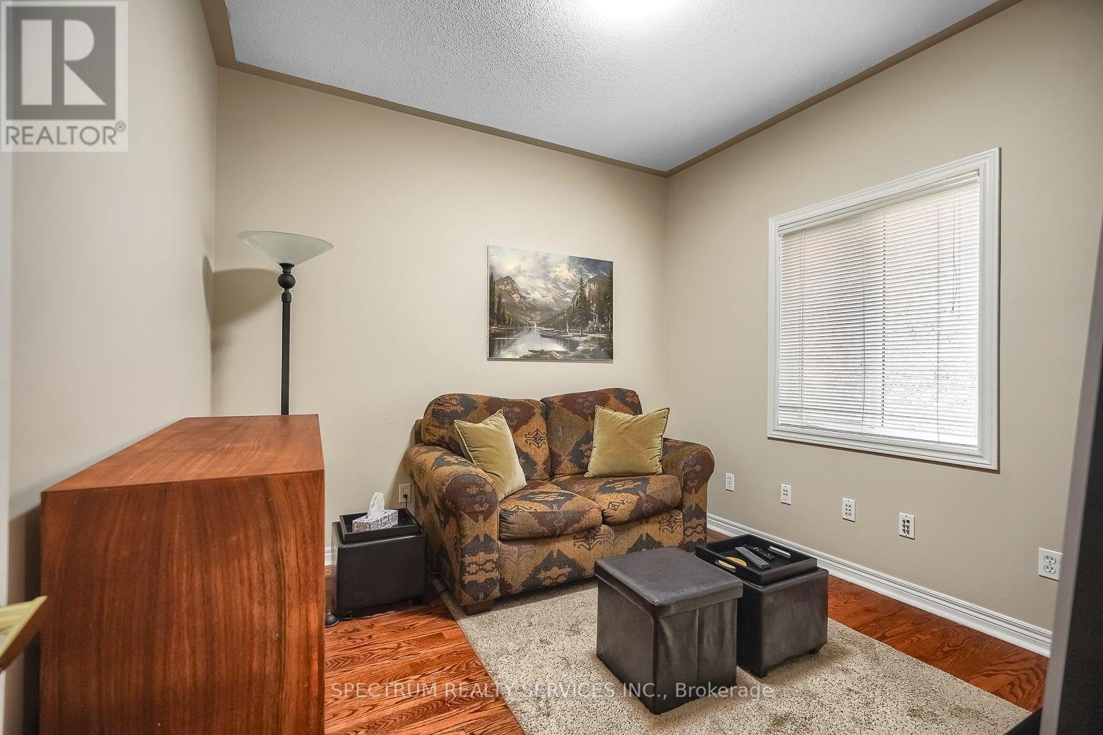 51 MONTEREY ROAD - 23