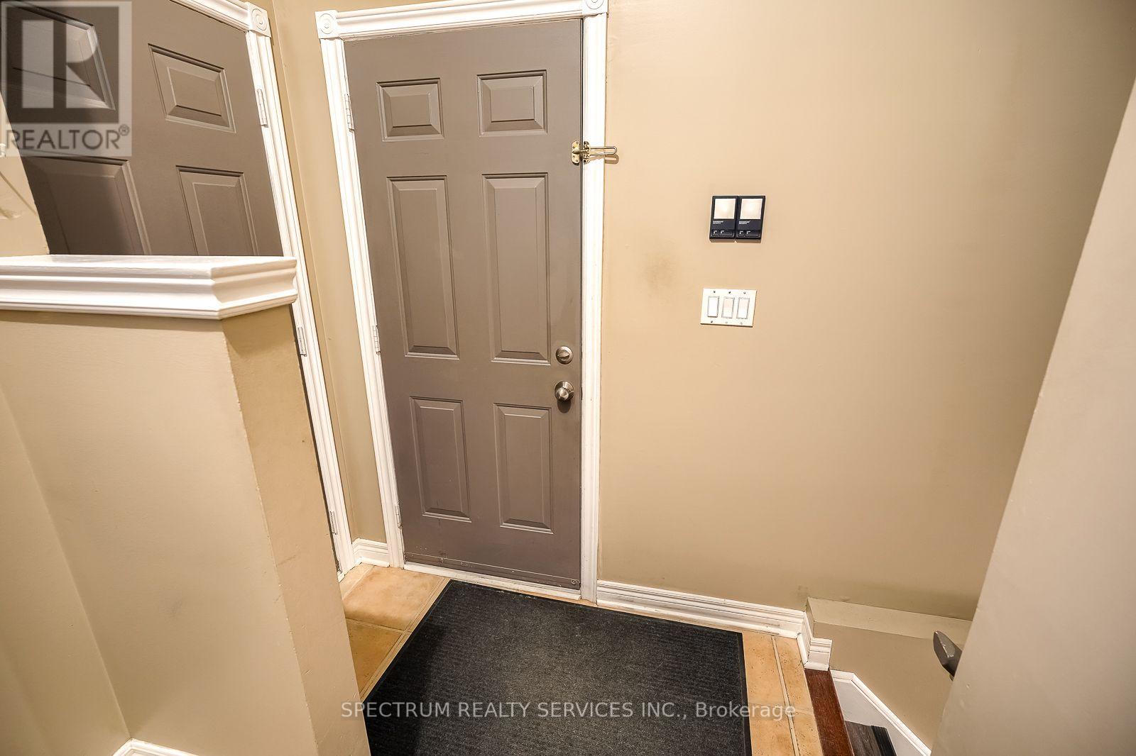51 MONTEREY ROAD - 25