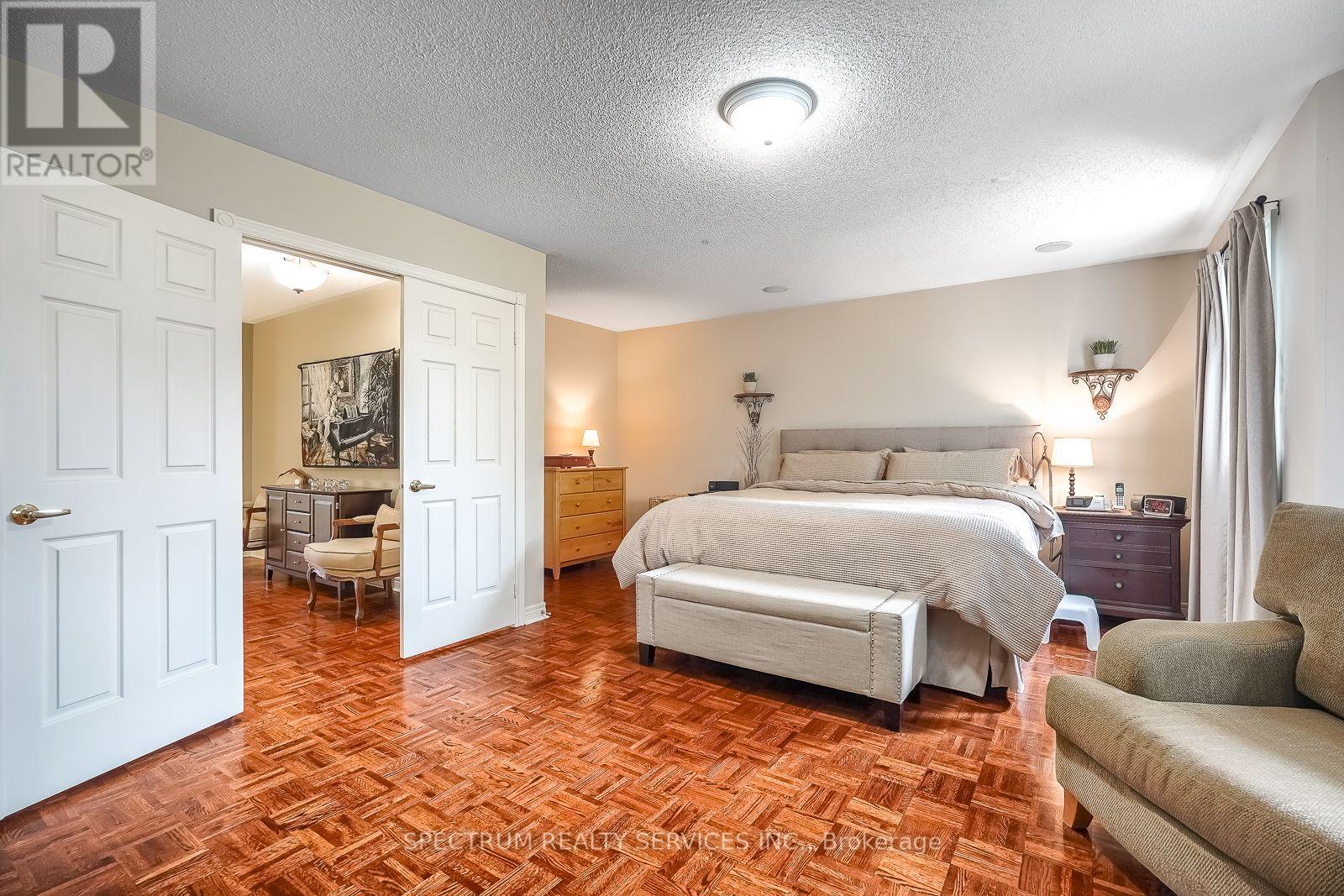 51 MONTEREY ROAD - 28