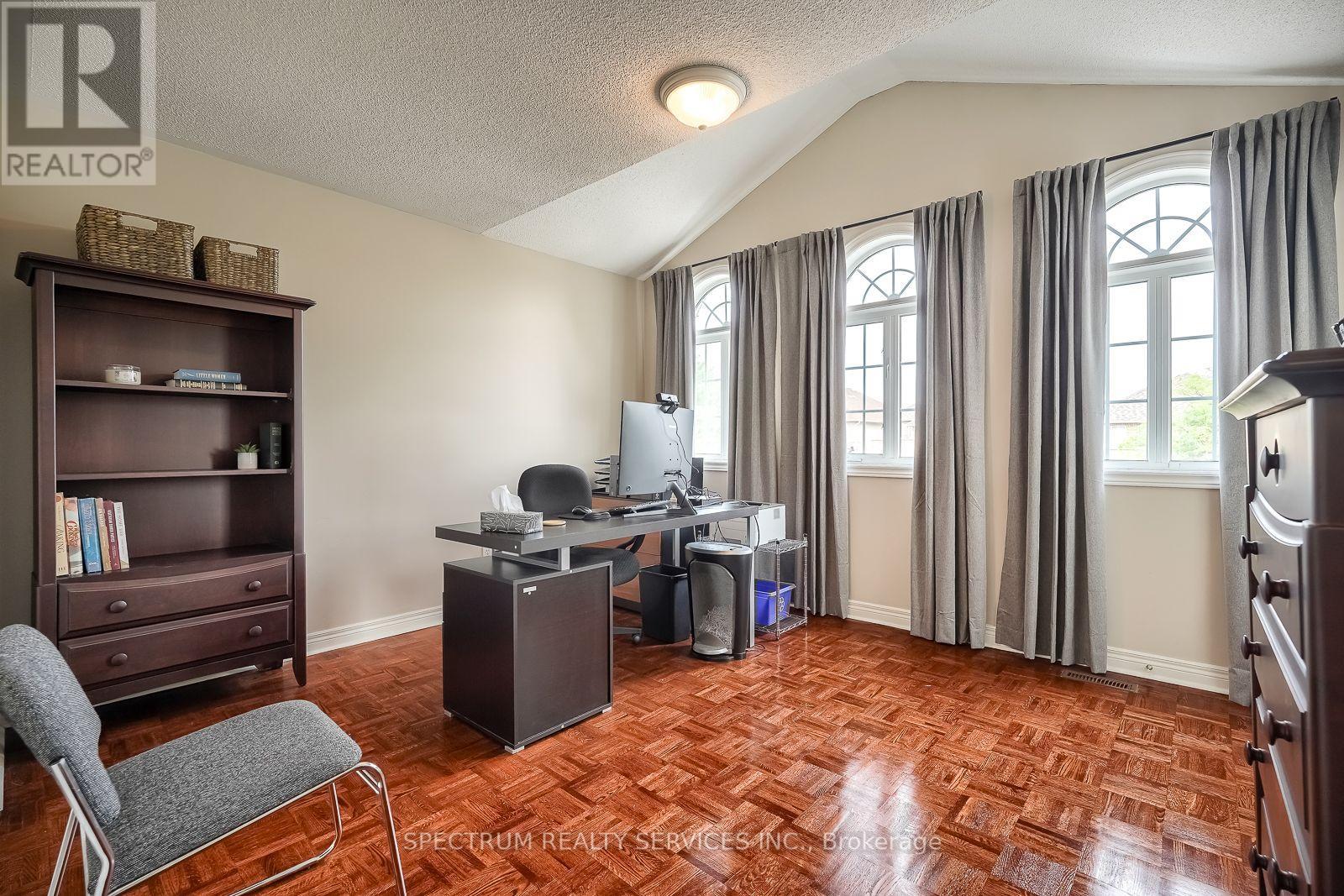 51 MONTEREY ROAD - 35