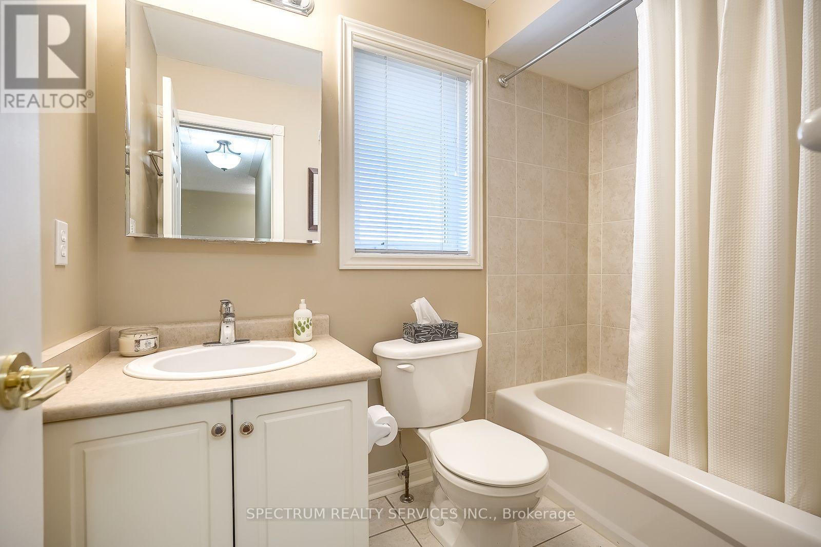 51 MONTEREY ROAD - 40