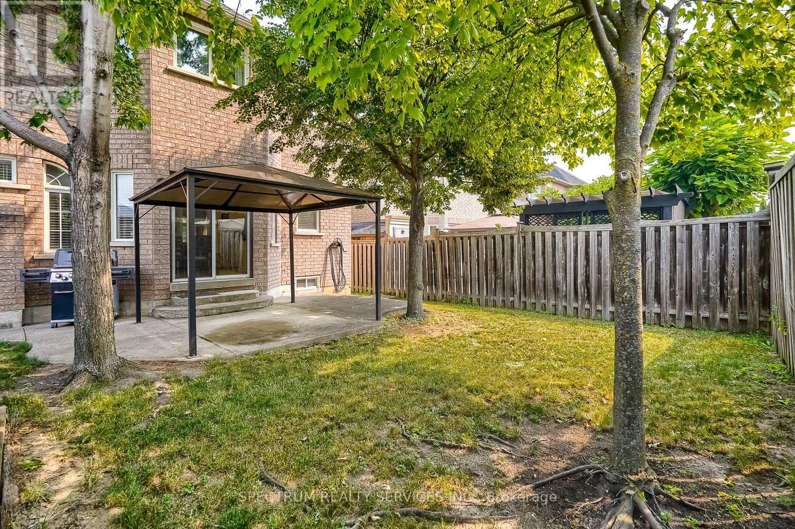 51 MONTEREY ROAD - 47