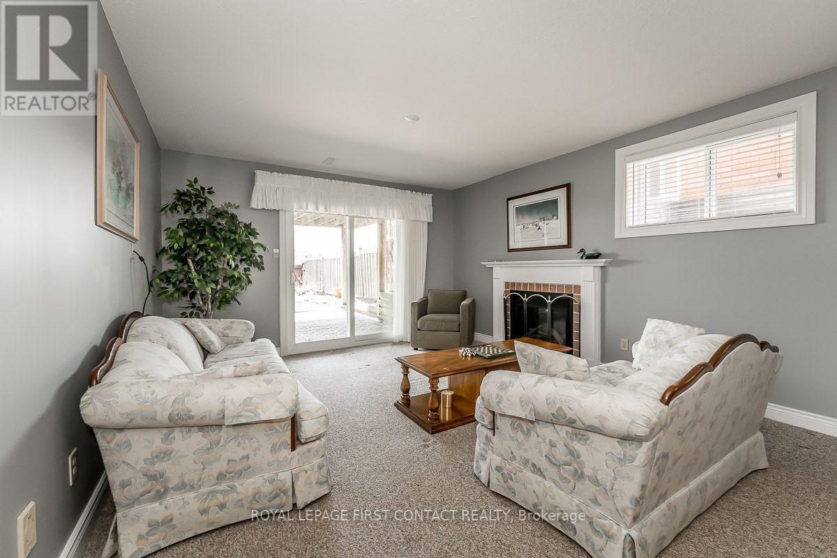 35 GIBBON DRIVE - 23