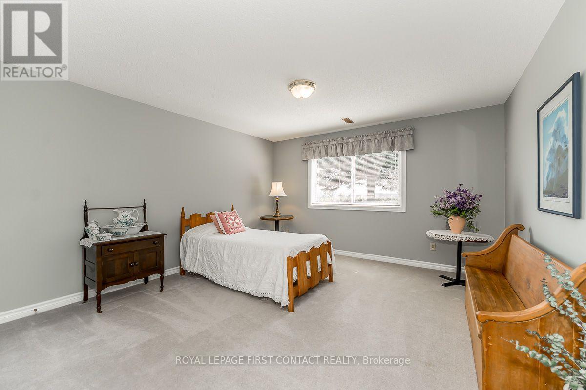 35 GIBBON DRIVE - 26