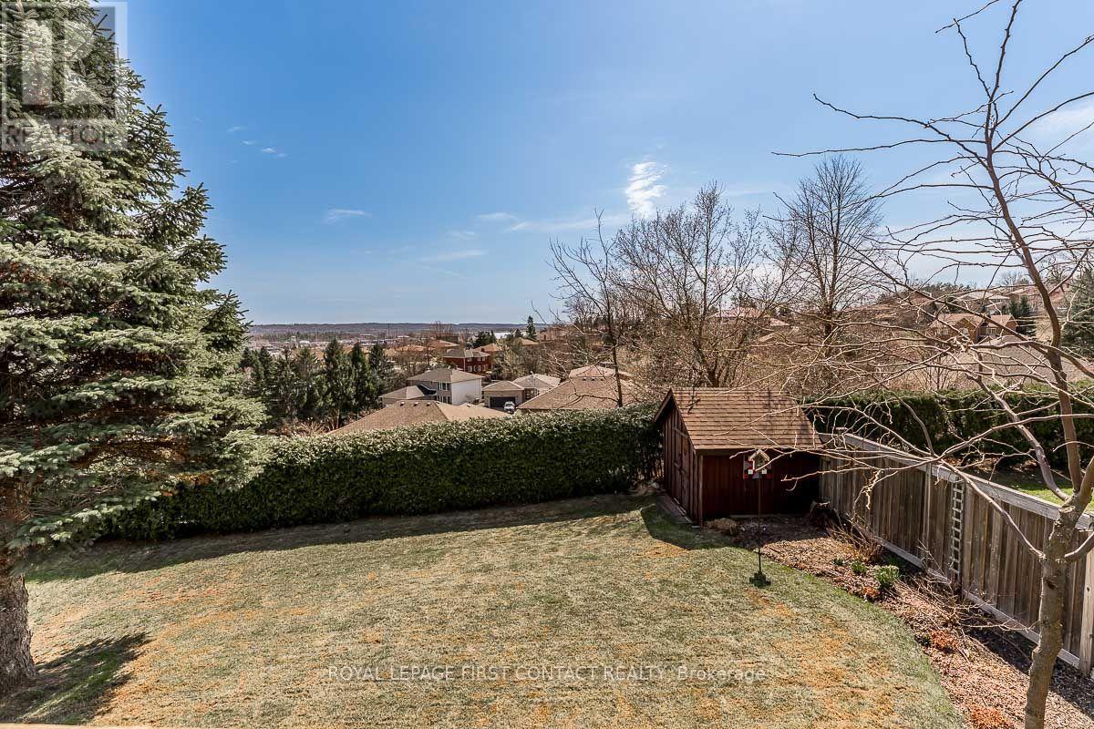 35 GIBBON DRIVE - 31