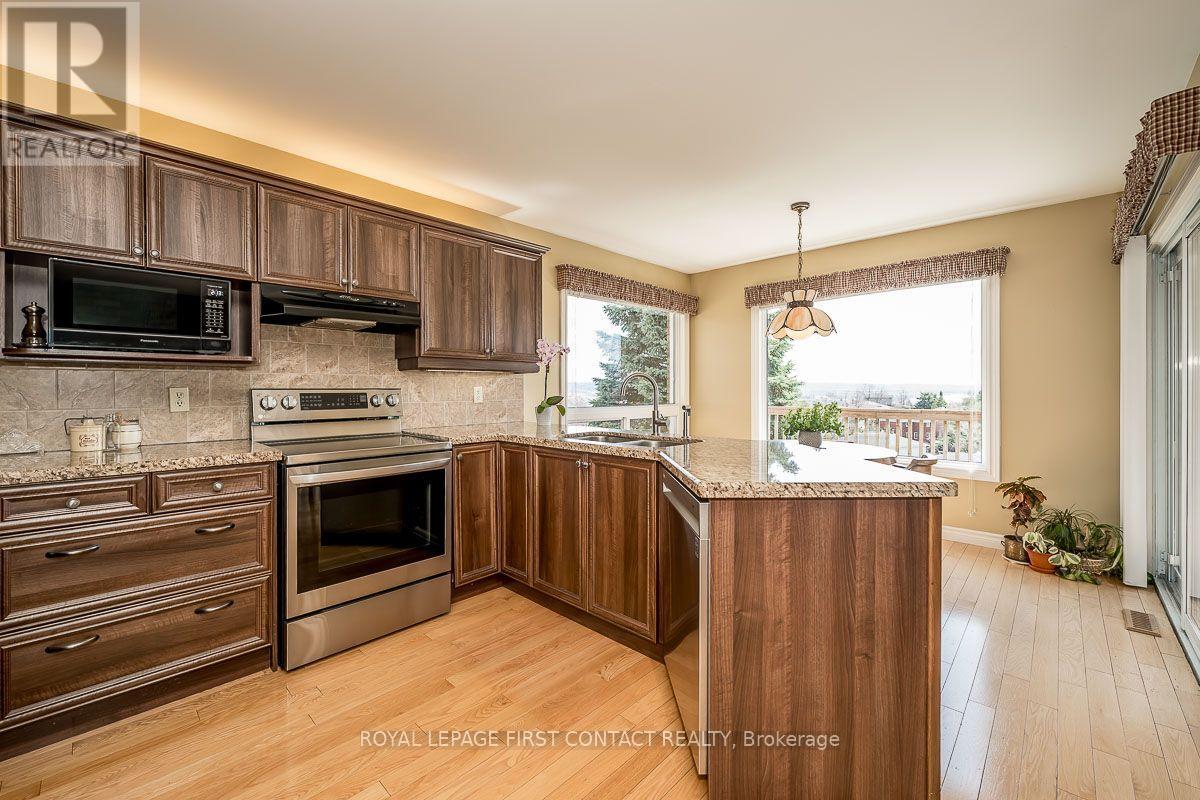 35 GIBBON DRIVE - 5