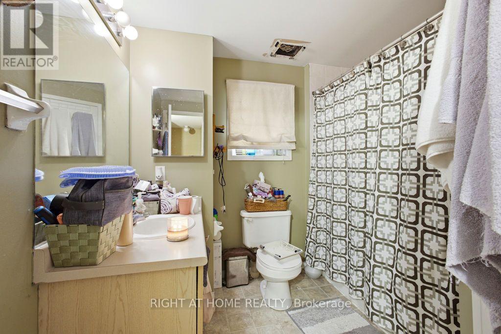 168 SYDENHAM WELLS - Image 13