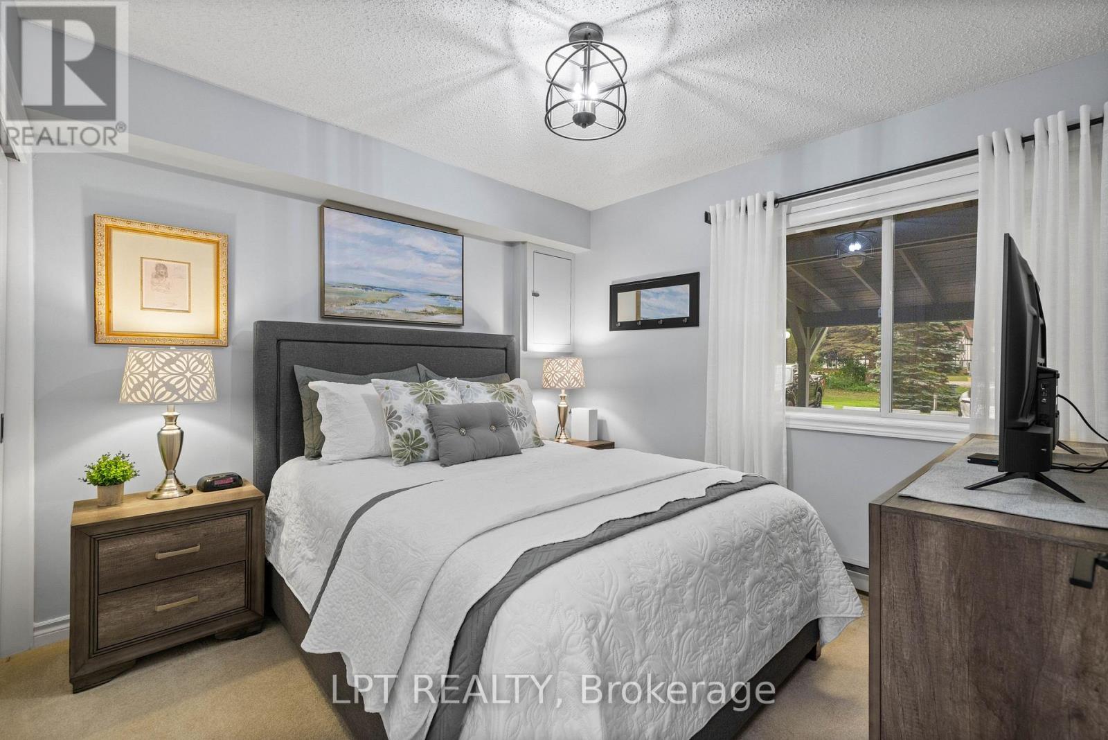 #1 30 LAGUNA PARKWAY - Image 20