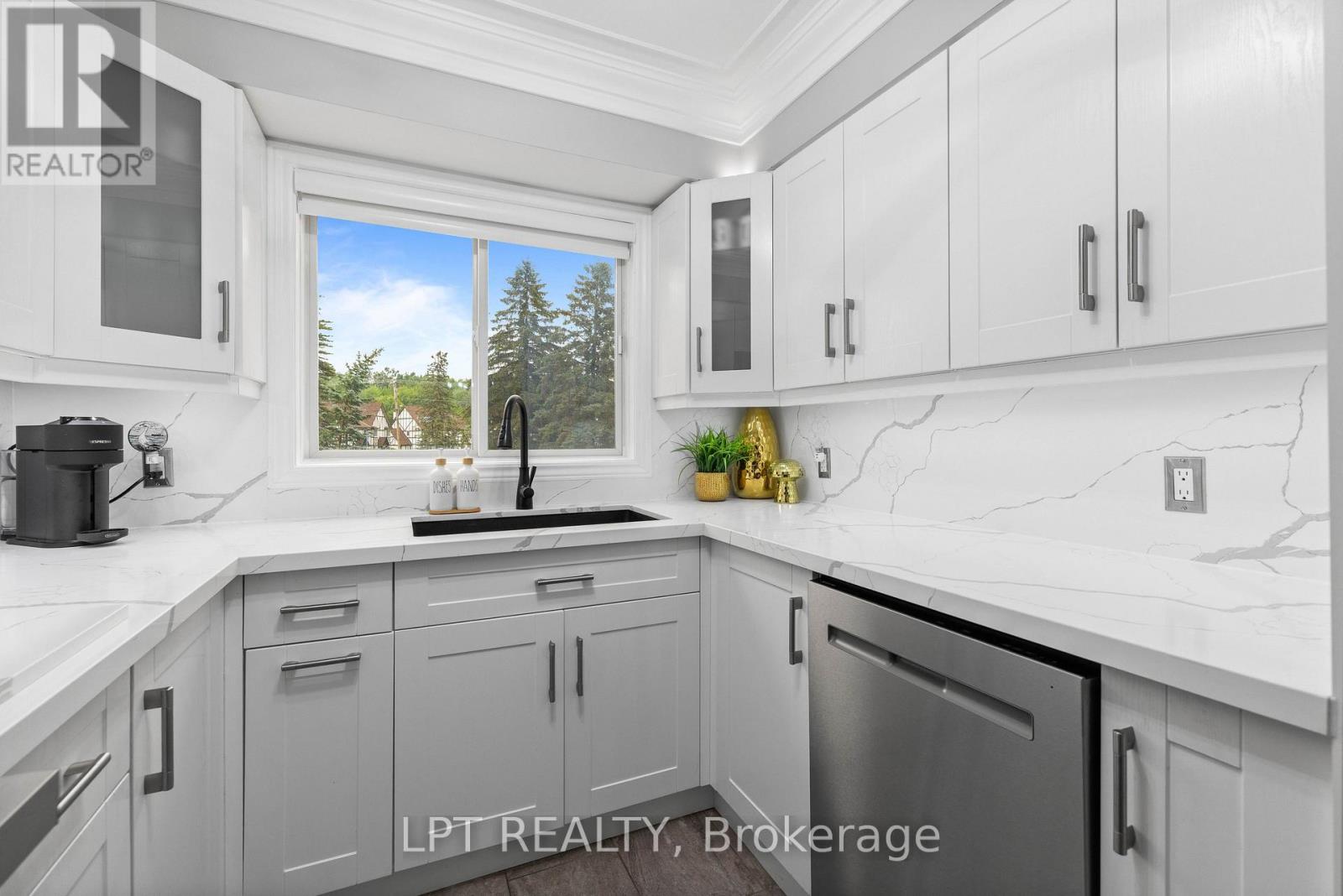 #1 30 LAGUNA PARKWAY - Image 29