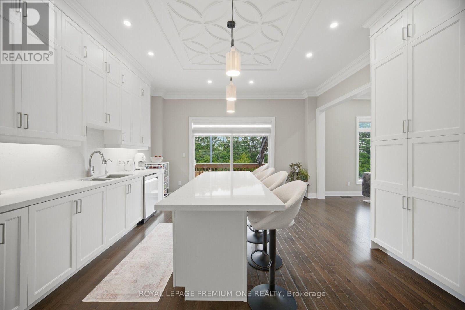 163 MUIRFIELD DRIVE - 10