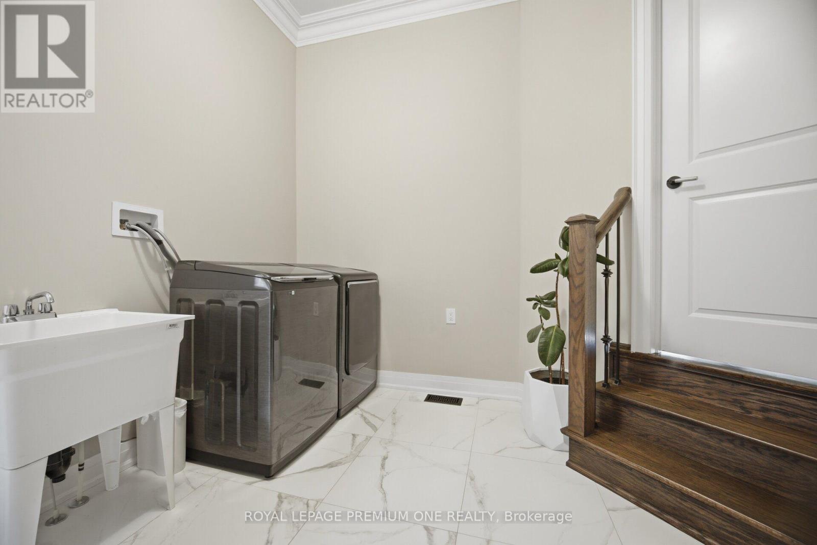 163 MUIRFIELD DRIVE - 15