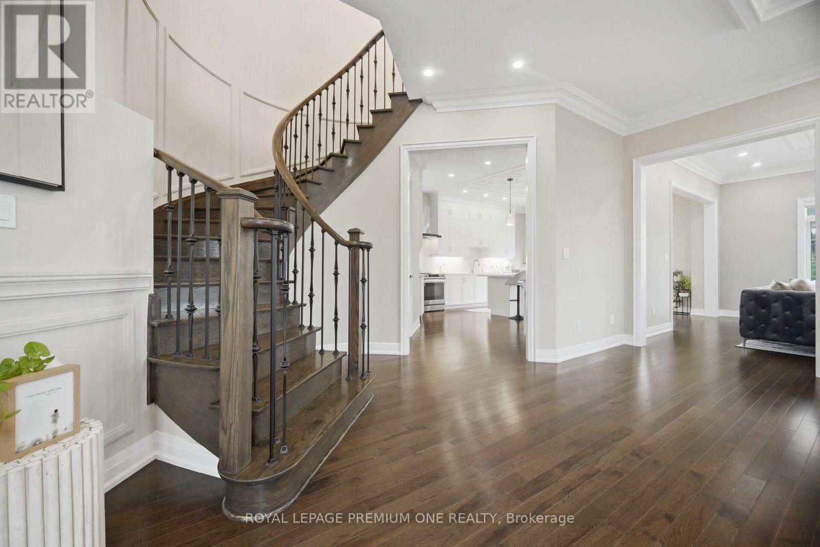 163 MUIRFIELD DRIVE - 16