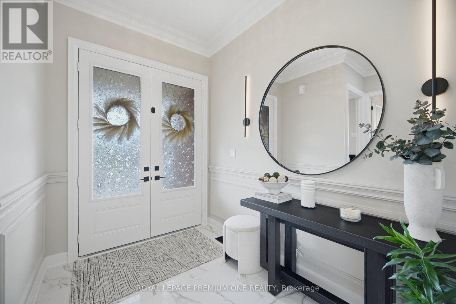 163 MUIRFIELD DRIVE - 3